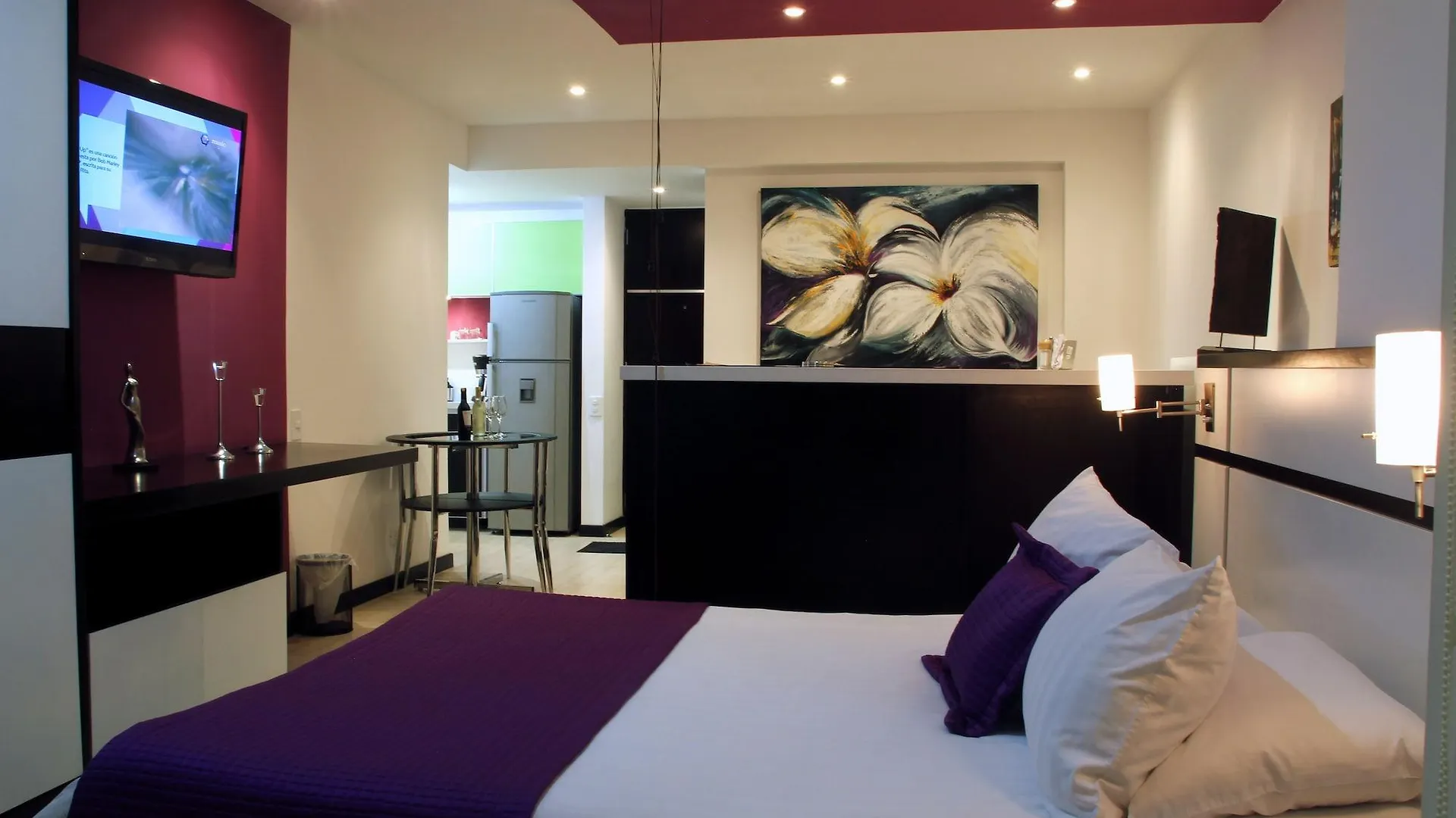 Aqua Granada Hotel 칼리 4*,